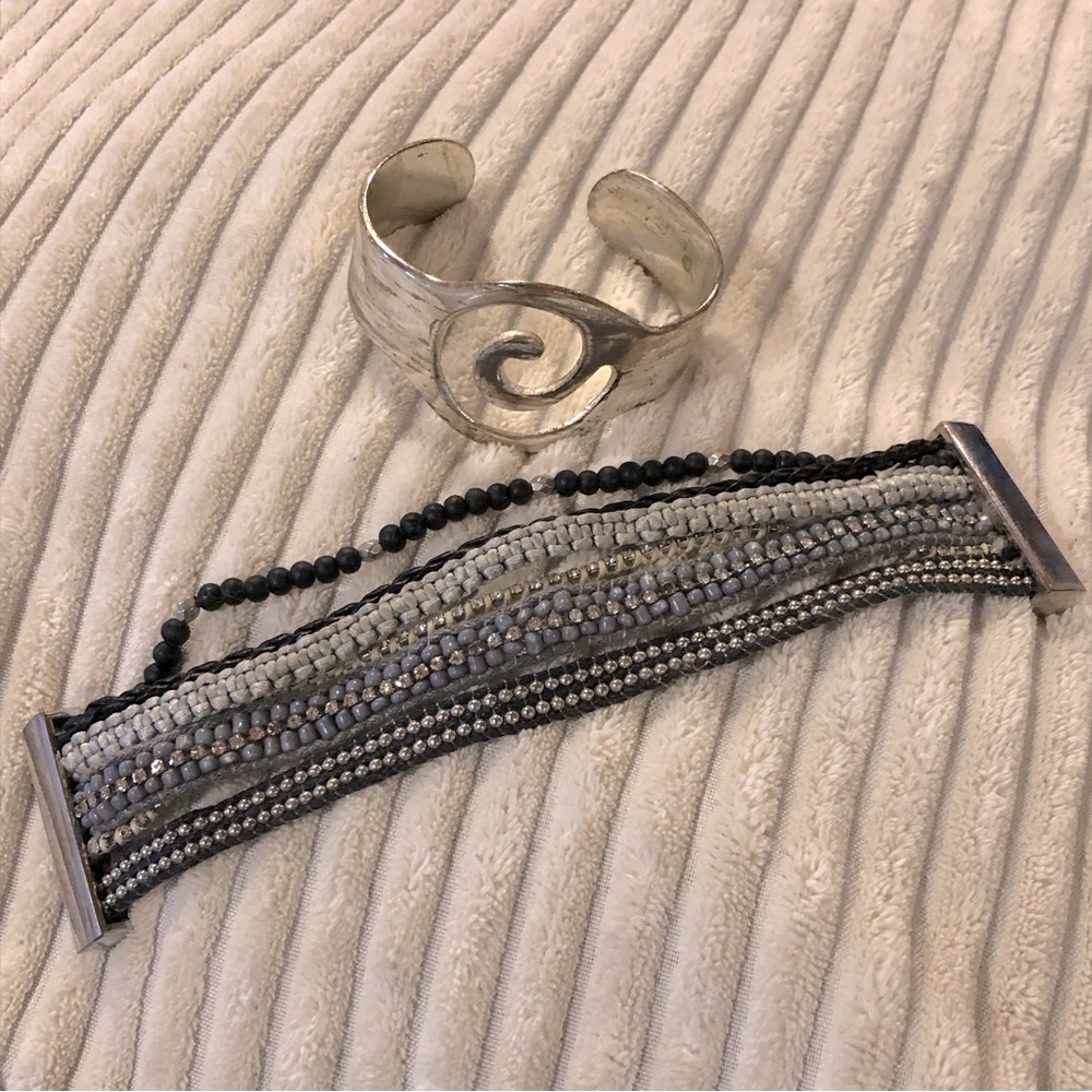 ☀️ Bracelet and Cuff Bangle